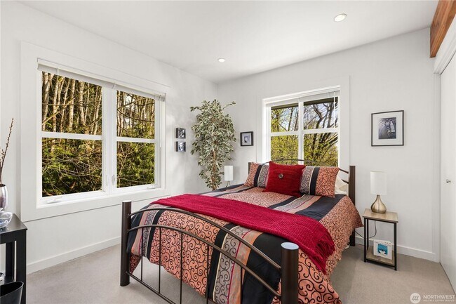 Building Photo - Architectural Seattle Masterpiece with Pan...