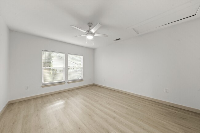 Building Photo - 1820 Gorman Ave