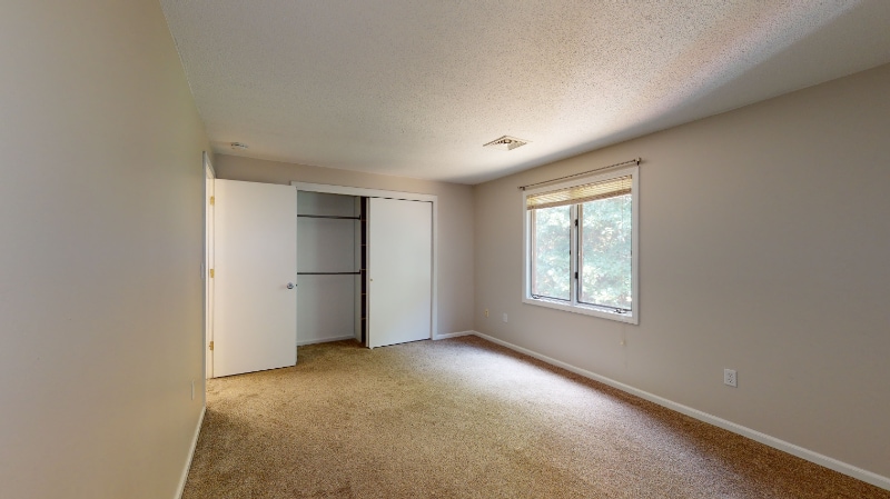 Building Photo - 84 Songbird Ln