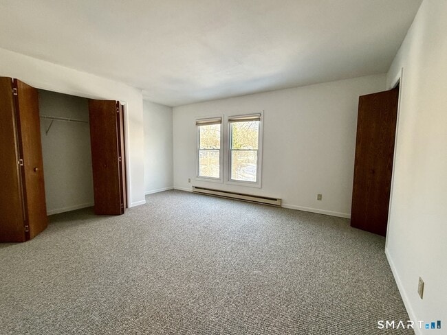 Building Photo - 22 Dartmouth Dr