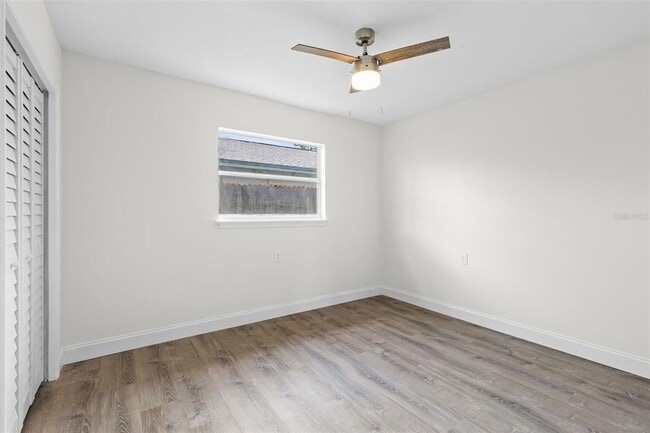 Building Photo - 6708 S Juanita St