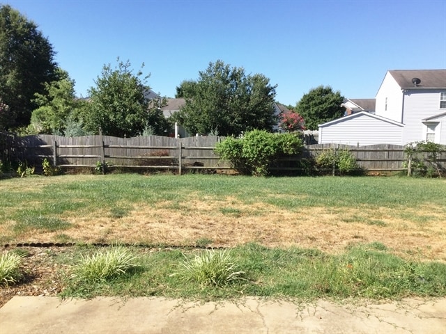 Building Photo - 4008 Edgeview Dr