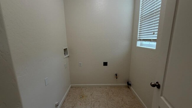 Building Photo - 4355 W Artemisa Dr