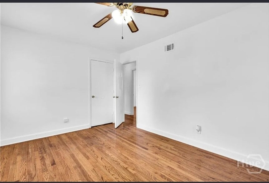 Building Photo - 7 Chippewa Dr