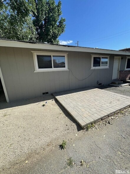 Building Photo - 42 Caliente St