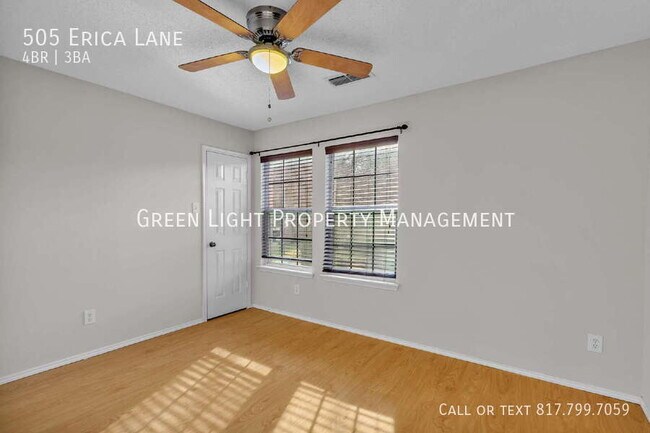 Building Photo - 505 Erica Ln