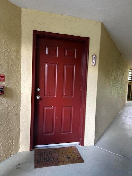 Building Photo - 12980 Vista Isles Dr