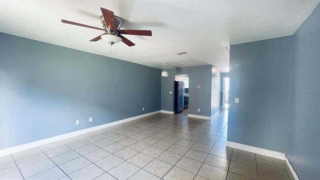 Building Photo - 202 Eden Ln