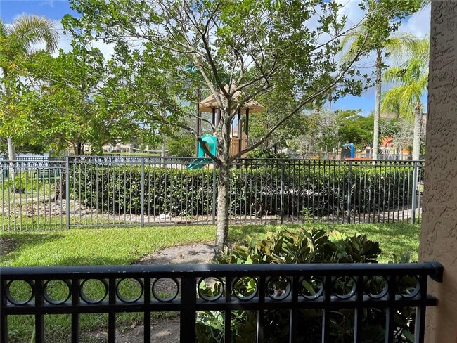 Building Photo - 4600 SW 160th Ave