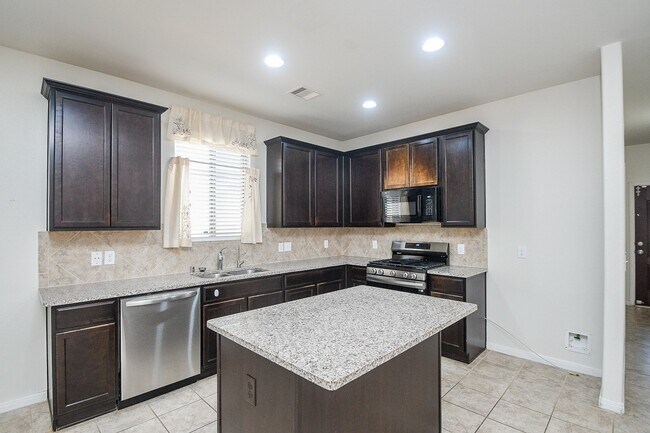 Building Photo - 5715 Water Violet Ln