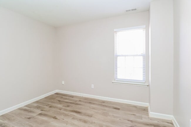 Building Photo - 9152 Eventine Ct