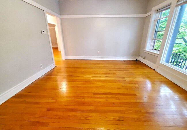 Building Photo - 2066 W Hutchinson St