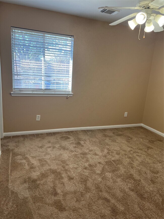 Building Photo - 3223 Amber Meadow Dr