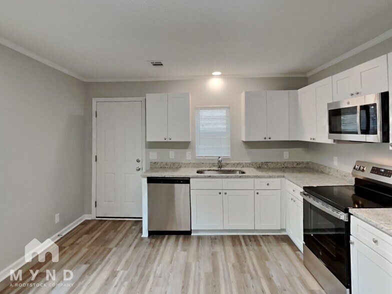 Building Photo - 214 Harrel St
