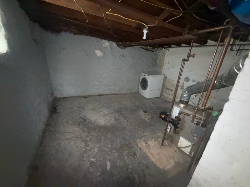 Building Photo - 120-122-122 N 3rd St