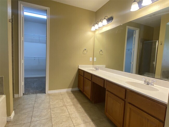 Building Photo - 12273 Angelo Dr