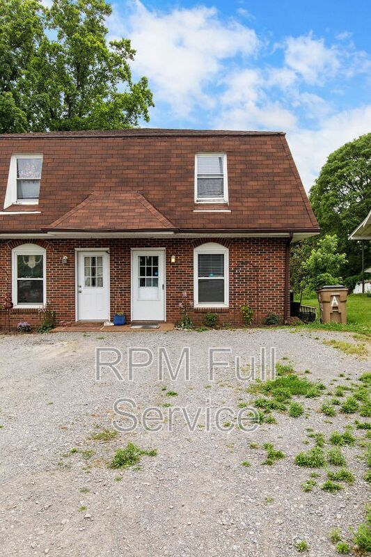 Building Photo - 1112 McAlpine Avenue