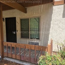 Building Photo - Welcome to this charming 1-bedroom, 1-bath...