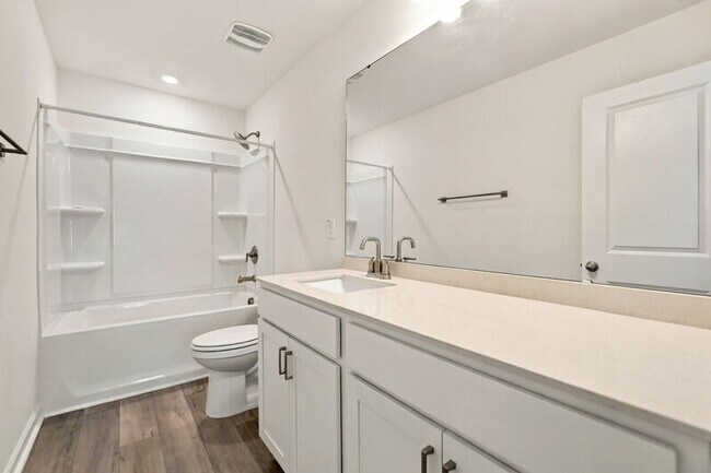 Building Photo - 2413 Abbot Hall Dr