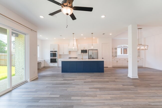Building Photo - 972 Terlingua Creek Dr