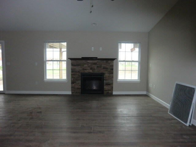 Building Photo - 5818 Executive Plaza Dr