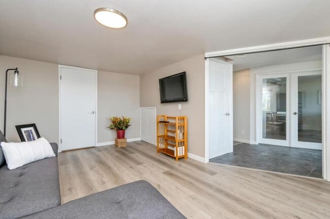 Building Photo - 1 bedroom in Des Moines WA 98168