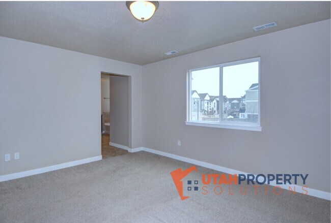 Building Photo - 5393 Borglum Ln