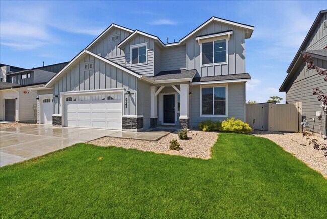 Building Photo - 5 Bedroom, 2.5 Bathroom home located in Southeast Boise