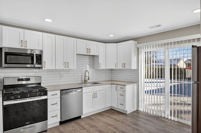 Building Photo - Be the First to live in this Brand New 3BR Ranch with Central Air