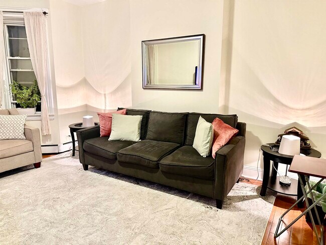 Primary Photo - 278 NORTH Ave