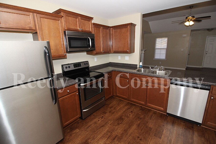 Building Photo - 5527 Mallard Pond Cv