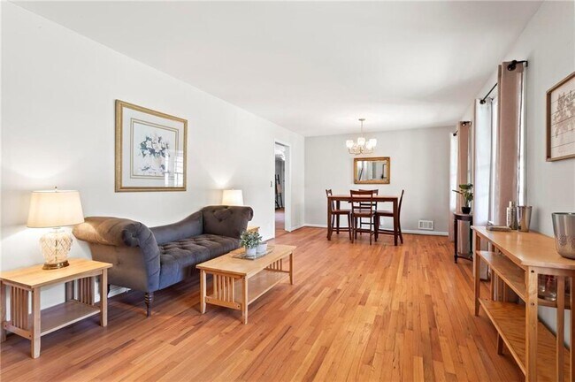 Building Photo - 1780 Samaria Trail