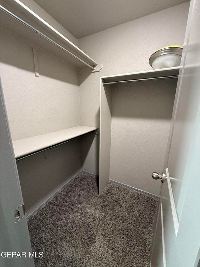 Building Photo - 14405 Eastbrook Dr