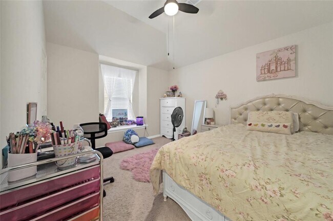 Building Photo - 8115 Spreadwing St