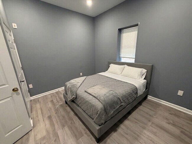 Building Photo - 1612 Cecil B. Moore Ave