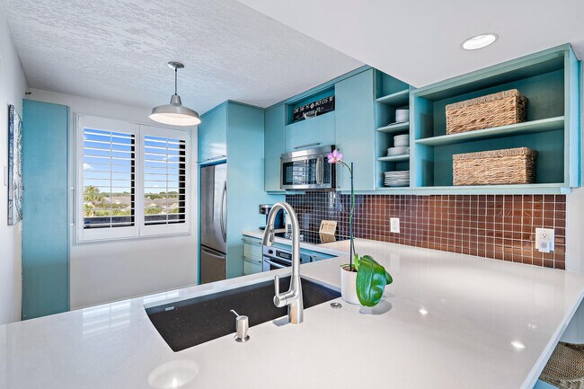 Building Photo - 101 S Seas Dr