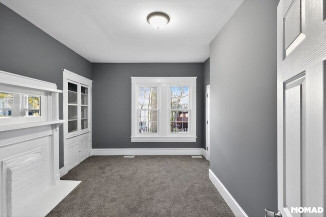 Building Photo - 512 Maple Ave