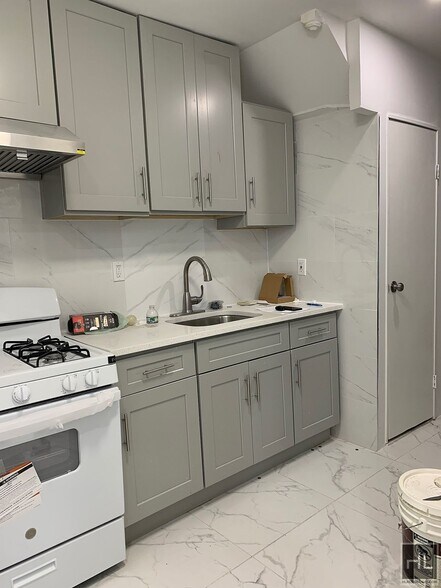 Building Photo - CLEVELAND STREET