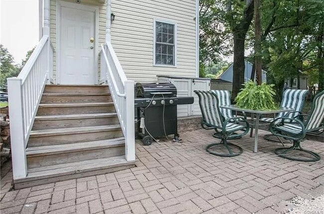 Building Photo - 1107 Sumpter St