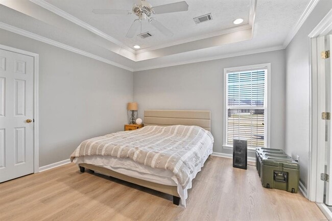 Building Photo - 1225 Westfield Ln