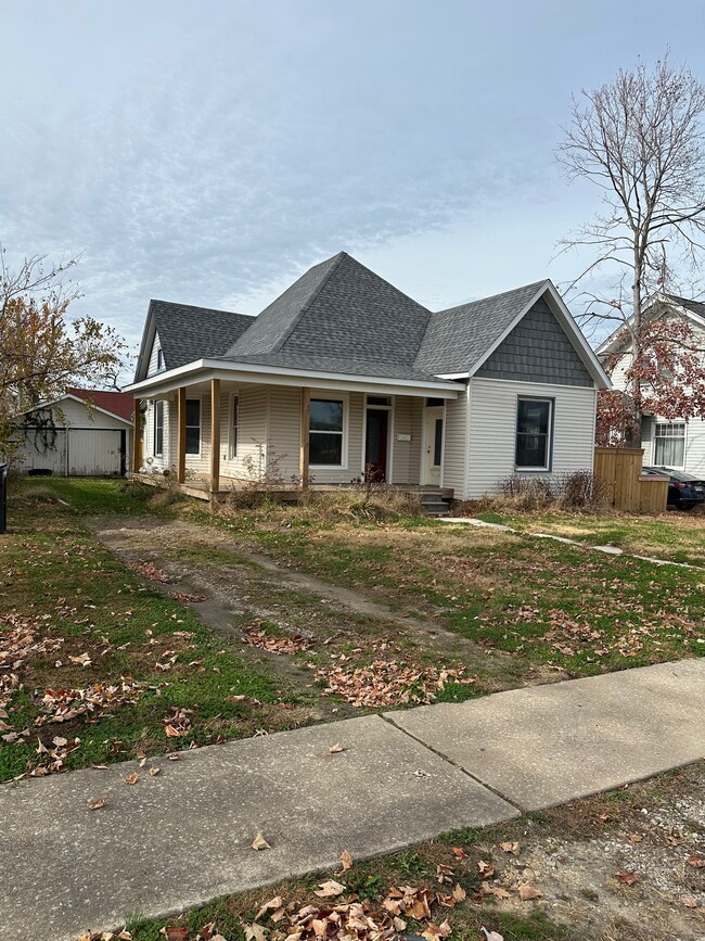 Primary Photo - 316 N 3rd St