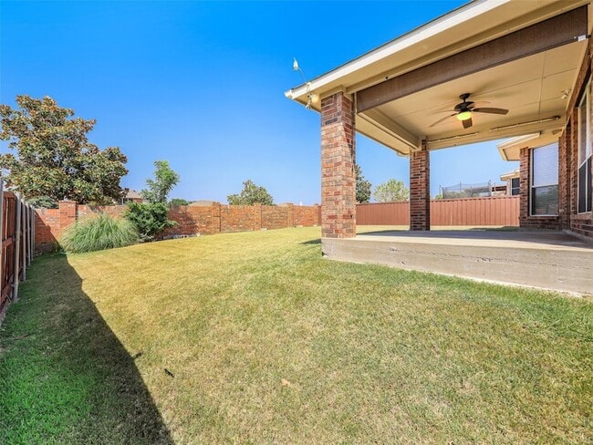 Building Photo - 414 Dartmoor Dr