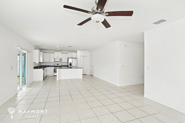 Building Photo - 4137 84th Ct E