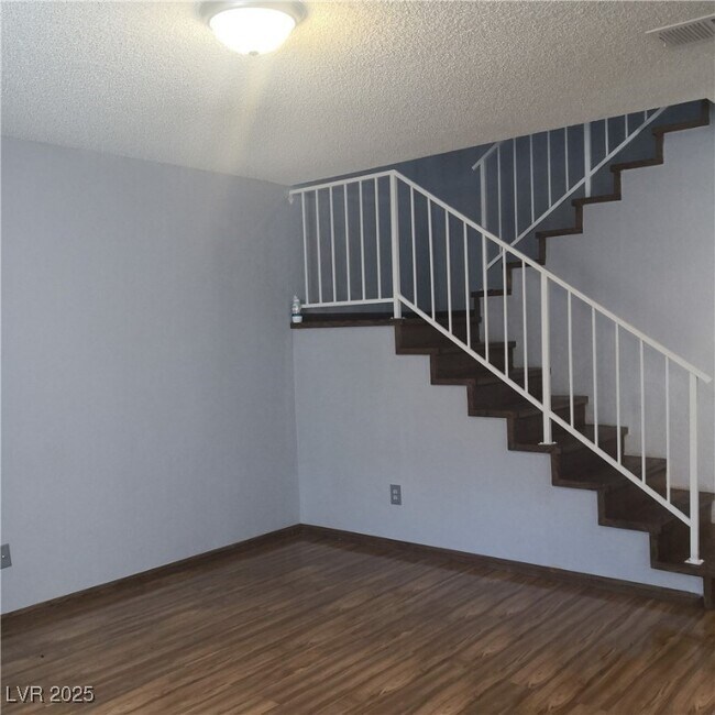 Building Photo - 6750 Del Rey Ave