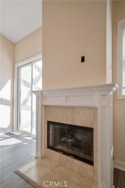 Building Photo - 5562 W 190th St