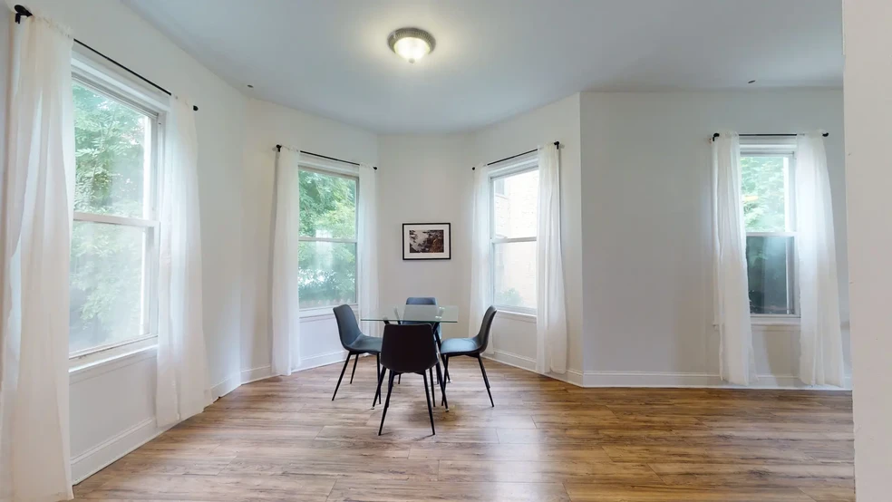 Dining Area - 439 Park Rd NW