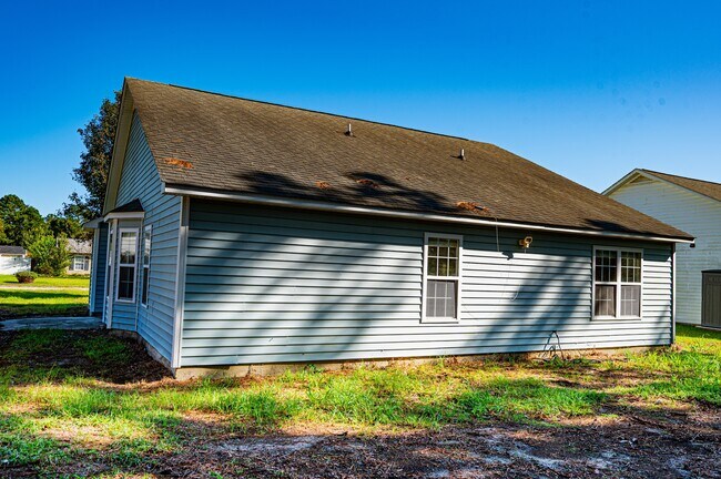 Building Photo - 155 Jer Mar Dr