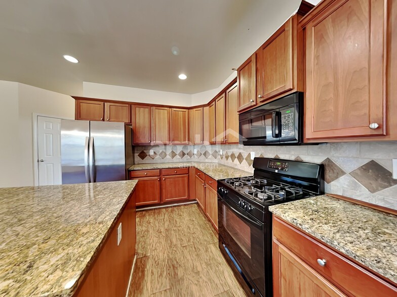 Building Photo - 5609 Grammercy Dr SW