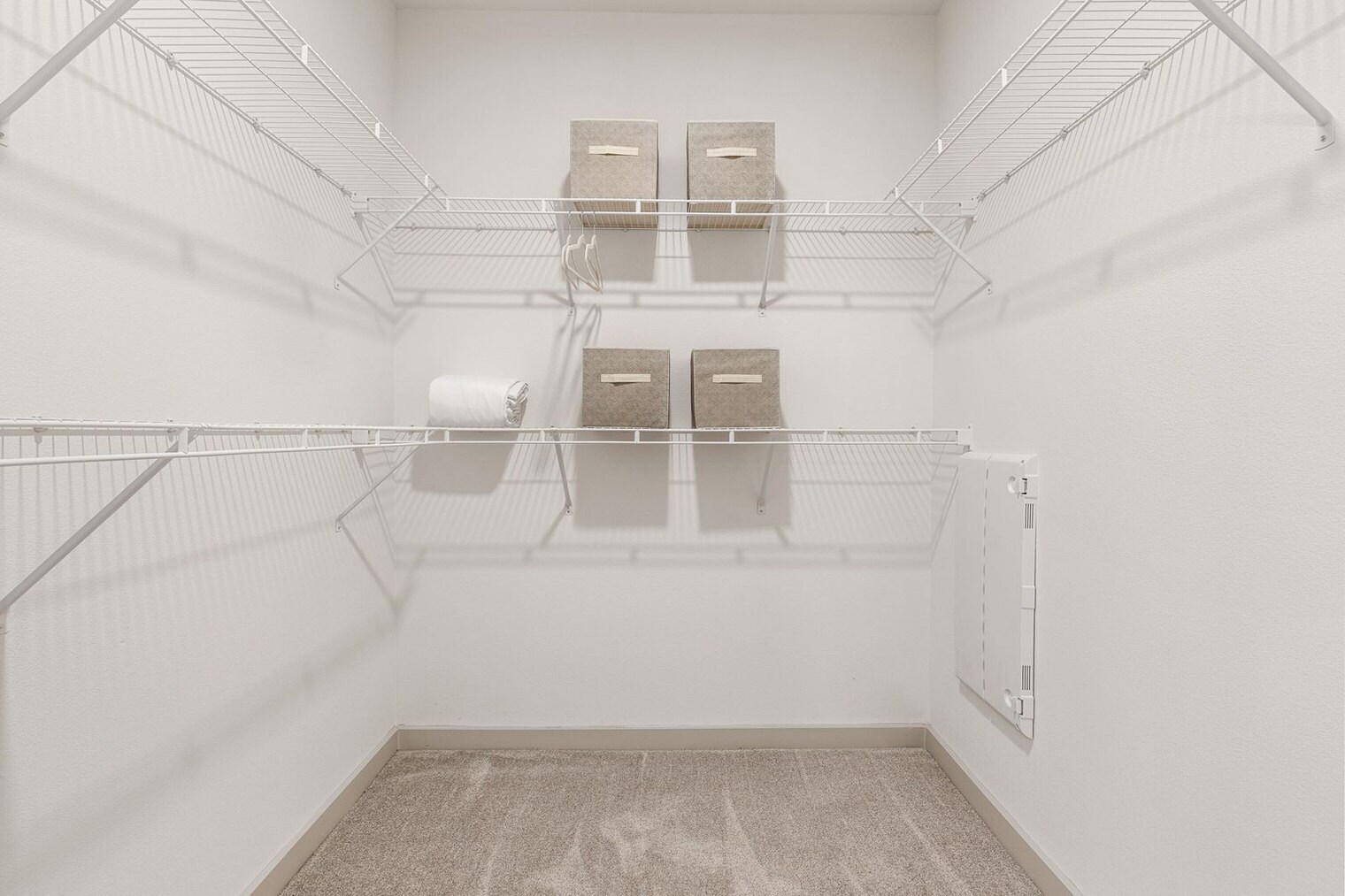 Building Photo - 1301 Leah Ave