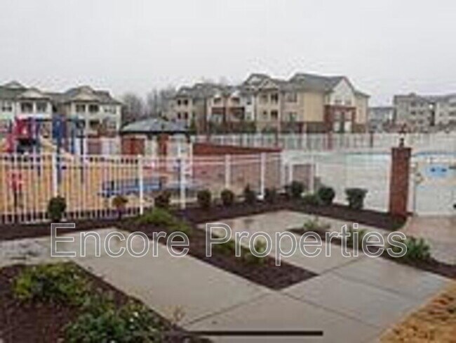 Building Photo - 388 Amber Acorn Ave